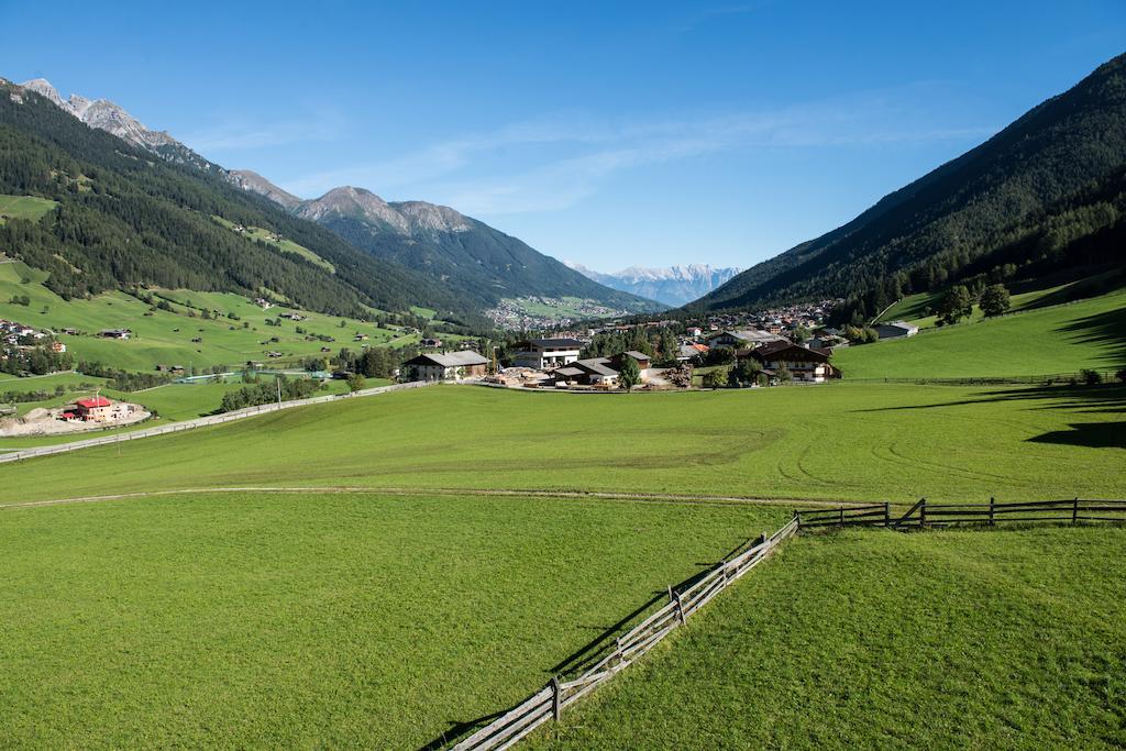 Pension Roasthof Neustift im Stubaital Eksteriør billede