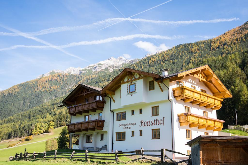 Pension Roasthof Neustift im Stubaital Eksteriør billede